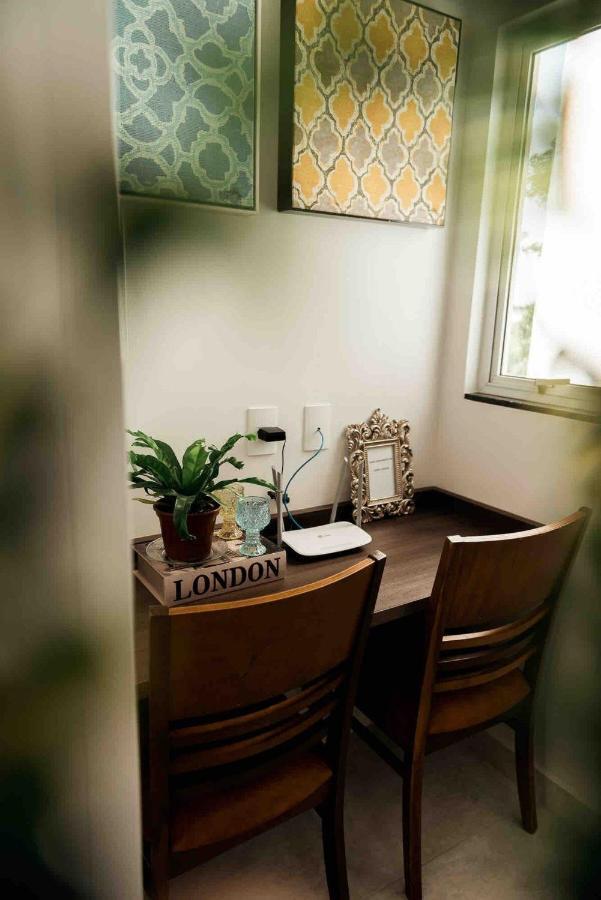 Apartment Em *